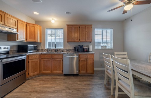 Downtown Leavenworth House | Alpine Greens Tidy Condo Near Downtown Leavenworth