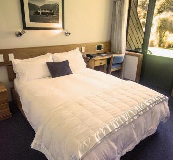 St. Arnaud Cabin | Alpine Lodge