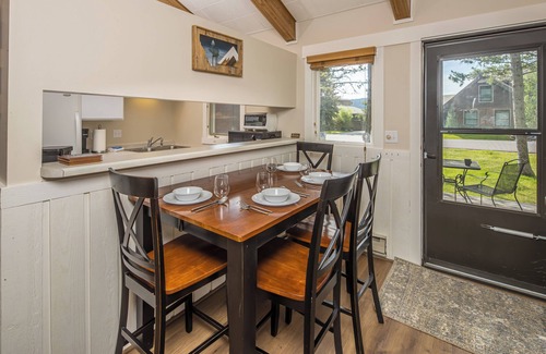 Big Sky Meadow Village Condo | Alpine Nest Chalet - Nordic Skiing | Community Hot tub, pool & sauna