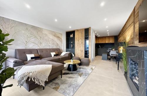 Crans-Montana Apartment | Alpine Pearl - Panoramic Mountain Views - Aminona