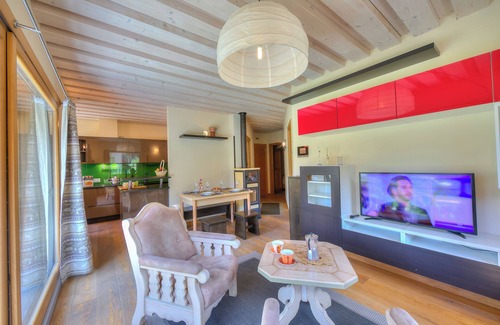San Rocco Apartment | Alpino Ski in-Ski out 10m, Livigno, Italy