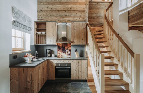 Burgberg Ski Chalet | Alpzitt - Chalets
