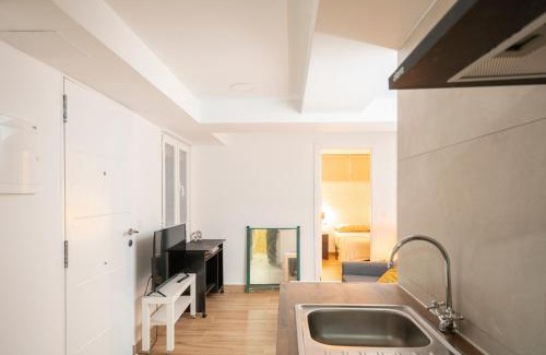 Zaidin Apartment | Alquibla relax y armonía con piscina junto a restaurantes y supermercados