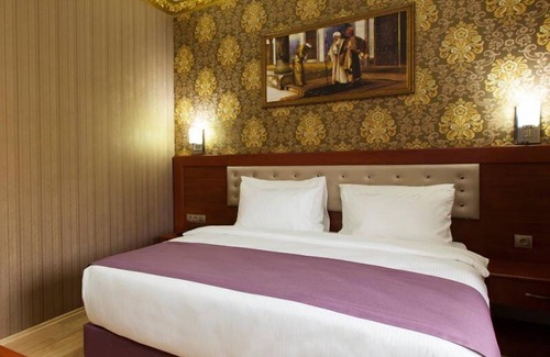 Kucukcekmece Hotel | Alrazi Hotel