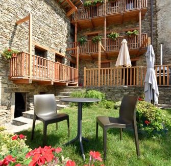 Ostana Apartment | ALTESTANZEOSTANA