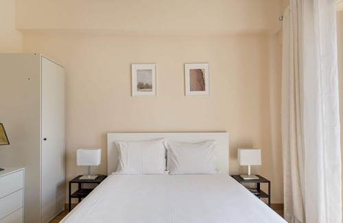 Alverca do Ribatejo Apartment | ALTIDO Bright & modern flat in Alverca