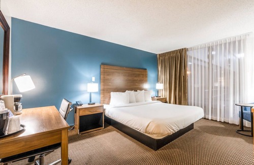 Altoona Hotel | Altoona Grand Hotel & Conference Center