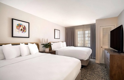 Acres Green Hotel | Always a Great Idea To Unwind! Near Rusty Sun Tennis Courts, w/Swimming Pool!
