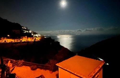 Vietri sul Mare House | Amalfi Coast - Mini Cottage vista mare con giardino