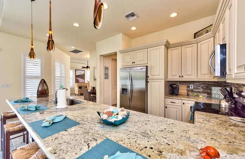 Naples Park House | Amalfi Vacation Rental: Stylish 3-BR Retreat Steps from Vanderbilt Beach. Relax by the Private Pool and Enjoy Modern Amenities. Ideal for Families with Easy Access to Mercato and Local Attractions