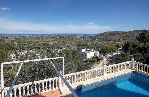 Pedreguer Villa | Amanda: 4 bedroom villa with stunning views