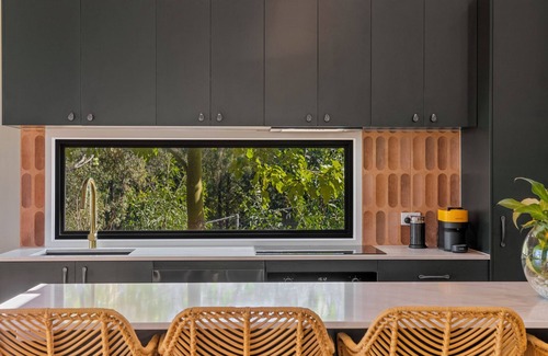 Eatons Hill Cottage | Amara Grove - Come Home to Calm. Peaceful stay in a cottage closer to nature.