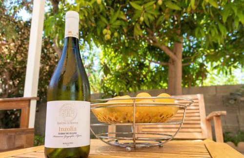 Granelli House | Amaris Mango Seafront Villa