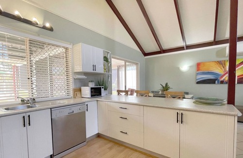 Elimbah House | Amaroo - "beautiful Place"