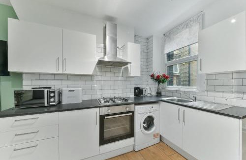 Hackney Apartment | Amazing 2 Bedrooms Flat In Dalston