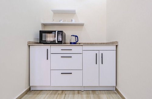Dream Land Apartment | Amazing 2BR Golf View Apartment