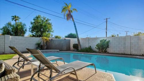 Oak Park House | Amazing 4-Bdrm WBackyard Paradise in Scottsdale