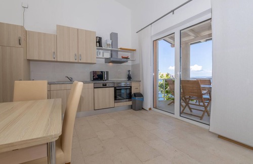Lukovo Apartment | Amazing apartment in Lukovo with WiFi