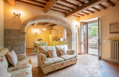 Izzalini Apartment | Amazing apartment in todi pg