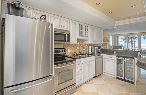 Belleair Beach Condo | Amazing Beachfront Condominium , Direct to pool , Magical view