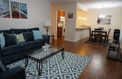 Houston Apartment | Amazing GALLERIA Furnished apartment w/internet, cable/HBO! (Galleria)