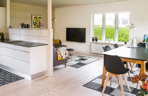 Augustenborg House | Amazing home in Augustenborg with WiFi