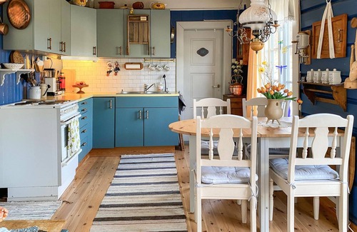 Averoy Municipality House | Amazing home in Averøy with WiFi