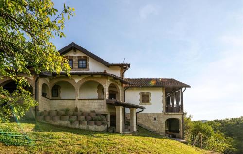 Donja Stubica House | Amazing Home In Donja Stubica