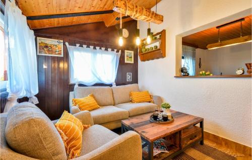 Cestica House | Amazing Home In Falinic Breg