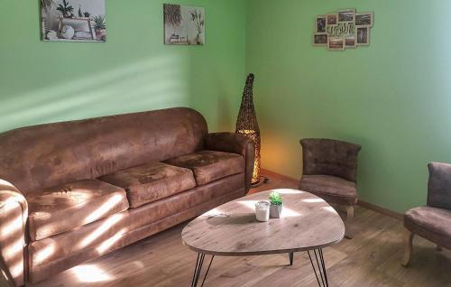 Haybes House | Amazing Home In Haybes With Wifi