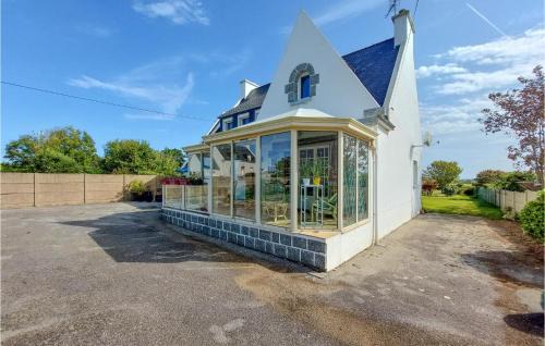 Plogoff House | Amazing Home In Plogoff With Wifi