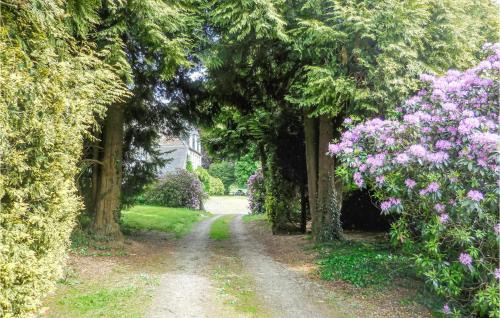 Saint-Clement-Rancoudray House | Amazing Home In St Clément Rancoudray