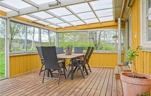 Dimbo House | Amazing Home In Tidaholm With Kitchen