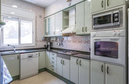 Agora Parc House | Amazing home in Tordera
