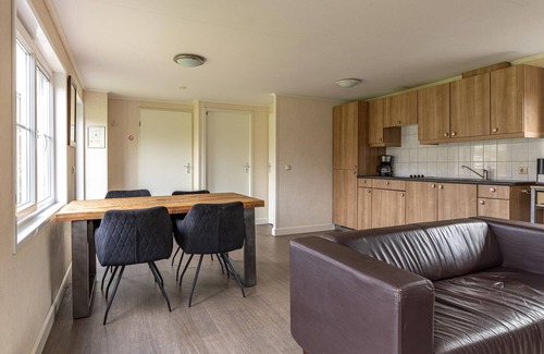 Wagenborgen House | Amazing home in Wagenborgen with WiFi
