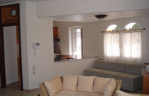 Oropos Apartment | Amazing Luxury Villa with Private Pool and Kid-pool in North Attica