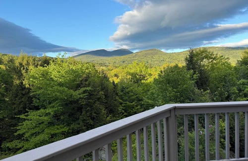 Jackson House | Amazing mountain views, hiking, swimming, Story Land, family-friendly getaway