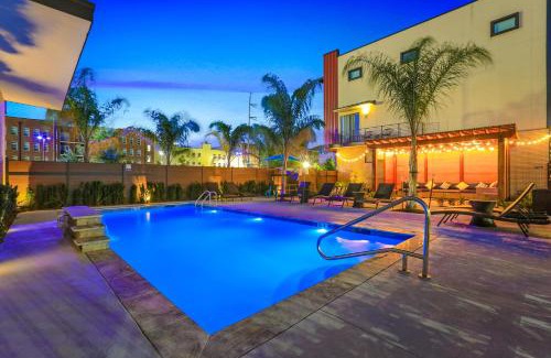 Mid-City House | Amazing New Construction Villa with Balconies