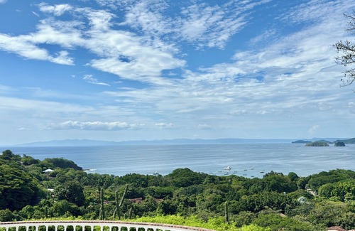 El Ocotal Villa | Amazing Ocean-View 4-BR Villa/Casa Linda/5 minutes walk to the beach!