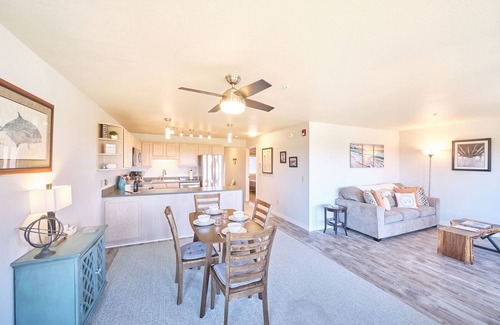 Long Beach Condo | AMAZING Ocean Views, Pets OK, Elevator, In Town, FAST WiFi (VHaven)