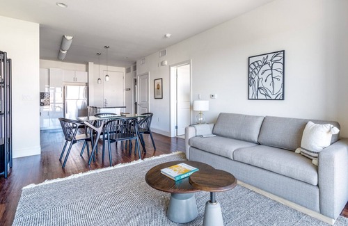 Renaissance Apartment | Amazing San Jose 1BR w/W/D, Pool, Gym, BBQ, near freeways, by Blueground