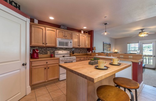 Pagosa Springs House | Amazing Town Home Right on San Juan River, Big Views, Near Town, Central A/C