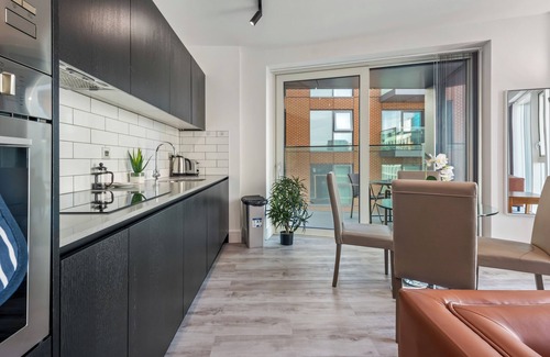 North Acton Apartment | Amazing Two Bedroom in Icon Tower in North Acton by MySquare
