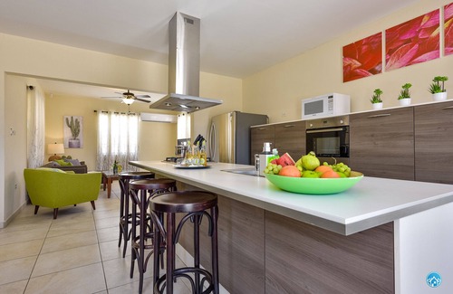 Boroncana Villa | Amazing vacation - beautiful and quiet villa -7 guests - beach 3 minutes away!