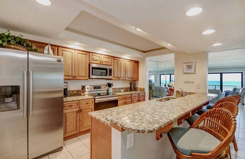 Cocoa Beach Condo | Amazing views from this 3 bedroom direct ocean front 44' wrap-around balcony