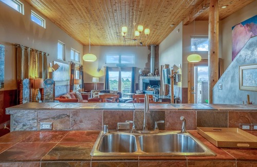 West Alameda House | Amazing Views, Hot Tub, Pool, Sauna, Gourmet Kitchen, Master Suites!