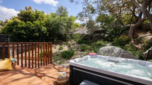 Killcare Heights House | Amazing Views, Stunning Beaches and Beautiful Bushwalks