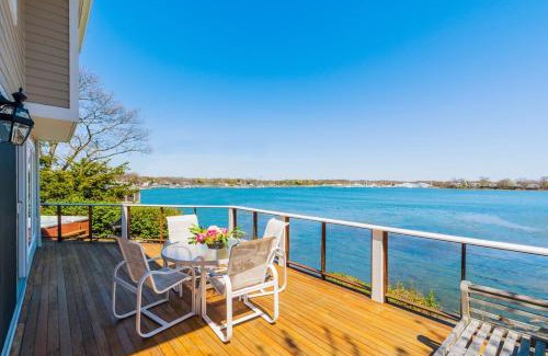 Branford House | Amazing Waterfront Home, Private Beach & Hot Tub Branford