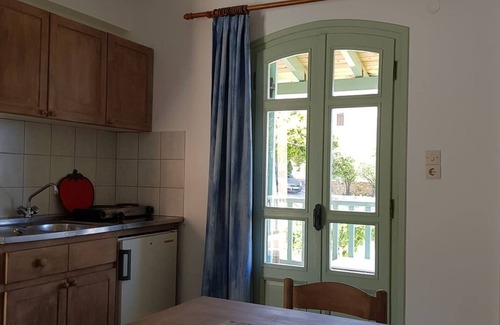 Piskopiano Hotel | Amazones Village Suites
