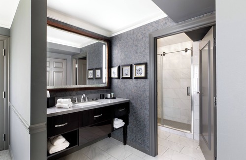 Downtown Tulsa Hotel | Ambassador Hotel Tulsa, Autograph Collection
